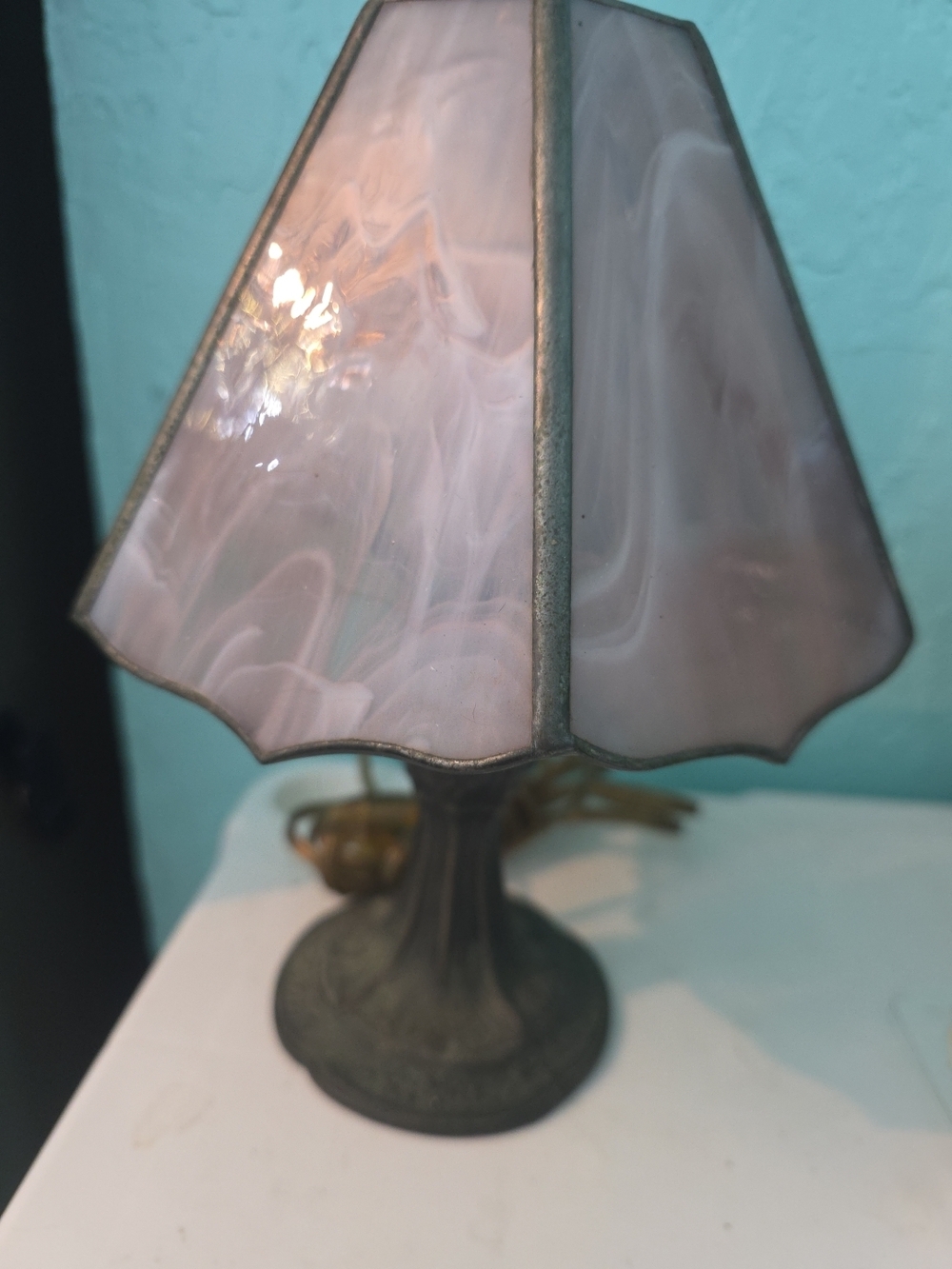 Classic Pink Stained Glass Table Lamp - Unbranded